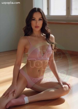 МИЛФОЧКА ВИКА (С ДОЧКОЙ)